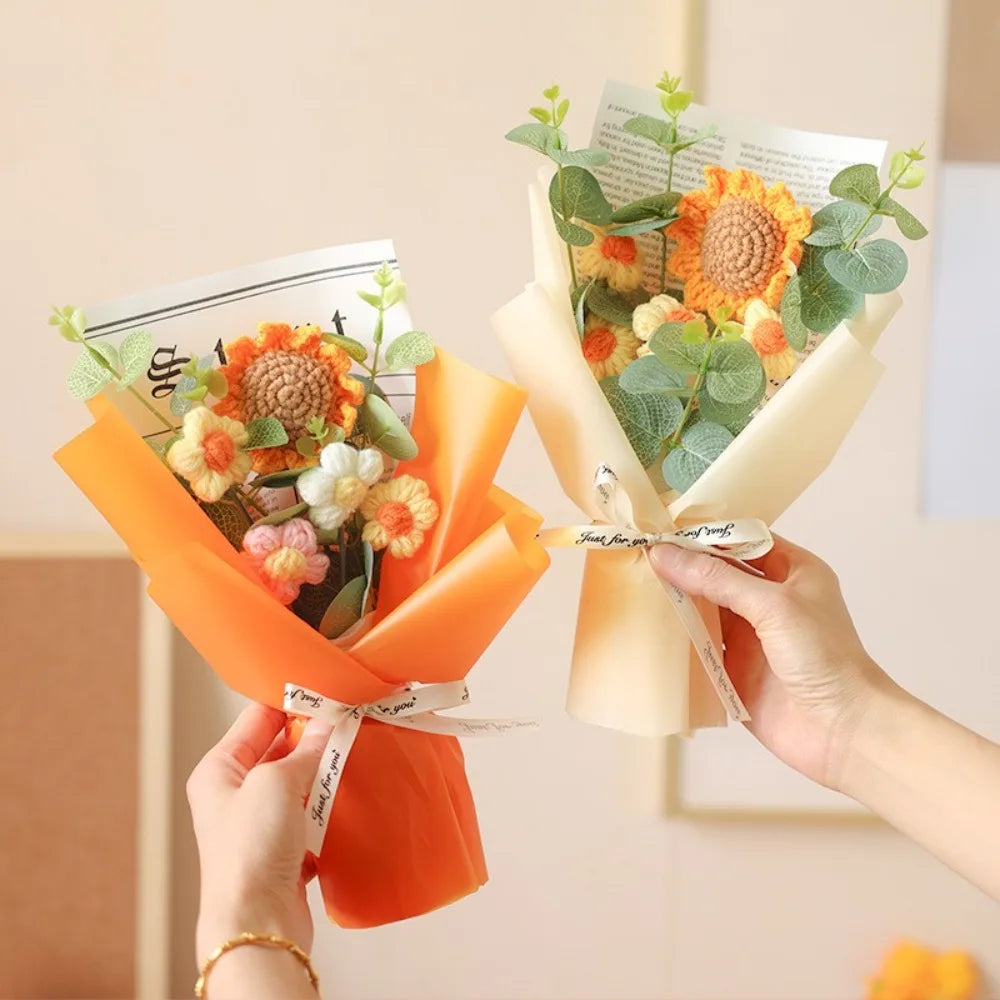 El Yapımı Tığ İşlemeli Çiçek buketi